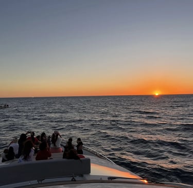 Yate Antago 98 en renta cabo san lucas puesta sol