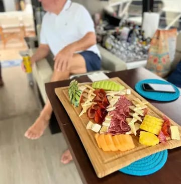 yate schaefer 65 en renta cabo san lucas comida