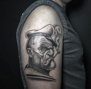 Tatouage d'un papaye badass.
