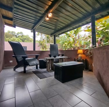 #mindo-hotel-restaurant-bicok-piscine