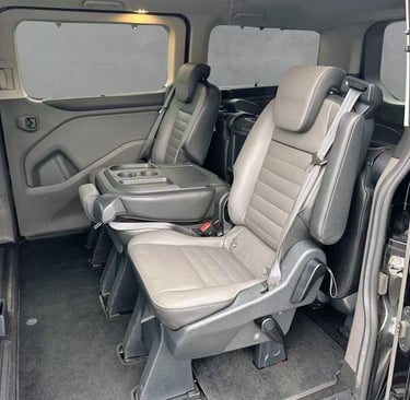 interior ford tourneo