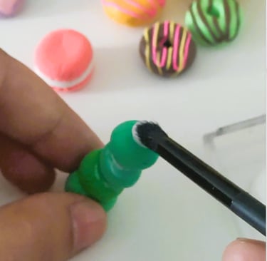 Hungry caterpila  glue