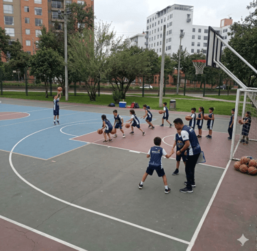 Clases de baloncesto para niños