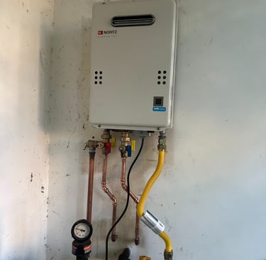 Tankless water heater installation by licensed plumber in Culver City