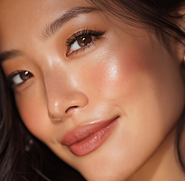 5 Ways To Enhance Your Glow with Blush (and a Kiss of Color!)