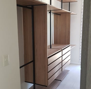 vestidor en hierro y melamina touch