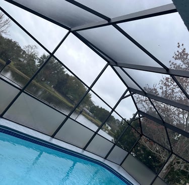 Villares Paint & Screen team painting a residential property