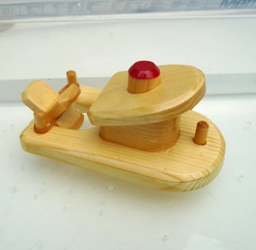 Rubber Band Powered Paddlewheeler