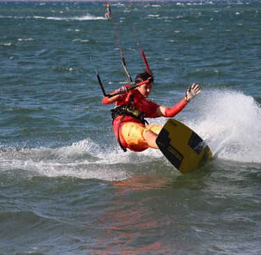 Kitesurfing carve