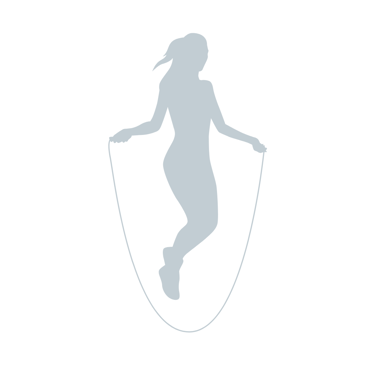 mulher pulando corda com seu personal trainer