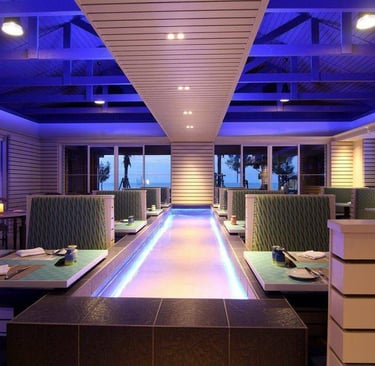 Renovated restaurant in Houston by coomercial construction contractor