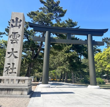 Large torii gate at the entrance of Izumo Taisha, one of Japan’s most important Shinto shrines