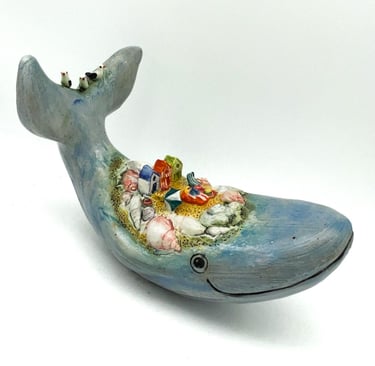 High Tide - Ceramic whale, beach huts, seagulls, island, sunbathing, sand,shells