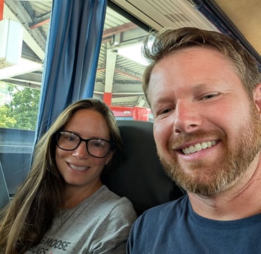 Don and Samantha the Nis Ekpres bus