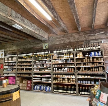 Boutique produit locaux de l'ecomusée de la pomme et du cidre