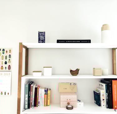 Why Decluttering Is Essential – Benefits of Minimalism, Mental Clarity & Home Organization