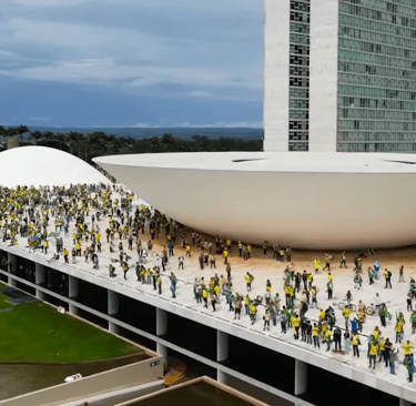 Brasilia em 08/01/23 ataque bolsonarista