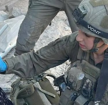 Paramédica atende  moradores de gaza