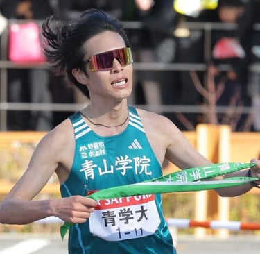 たすきを渡す青学大・太田蒼生(撮影・西岡正)((C)デイリースポーツ)