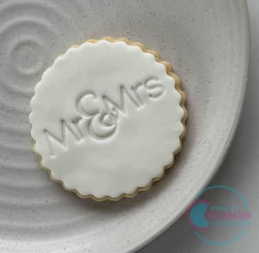 Wedding fondant cookie, Mr & Mrs Cookie