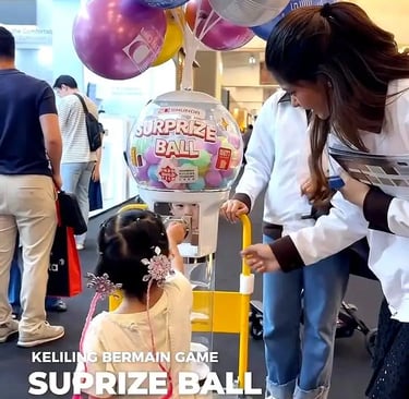 Sewa mesin gacha Lollipop di booth Shunda INDOBUILDTECH 2025 – Omochapy