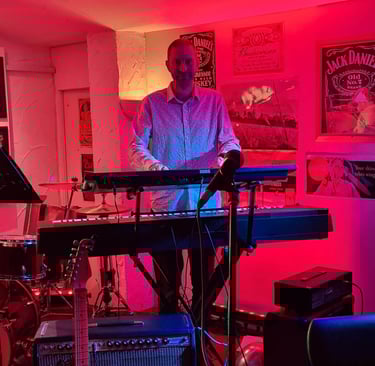 Tom The Dodgers - Rock/Pop covers band Banbury