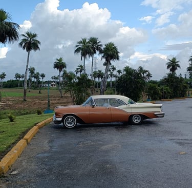 Classica macchina retro a Cuba