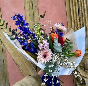 bouquet rose pale et bleu