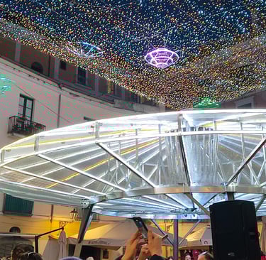 Luci d'Artista Salerno rotonda piazza Flavio Gioia
