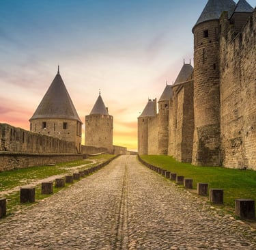 remparts de la cité de carcassonne, patrimoine mondial, lices, architecture médiévale