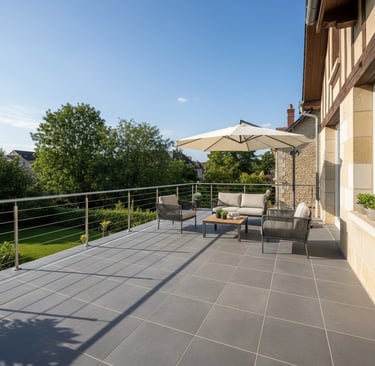 Balcon-renove-carrelage-gres-cerame-gris-grand-format-orleans