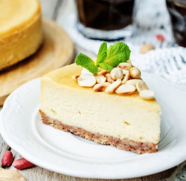 Peanut Butter Keto Cheesecake