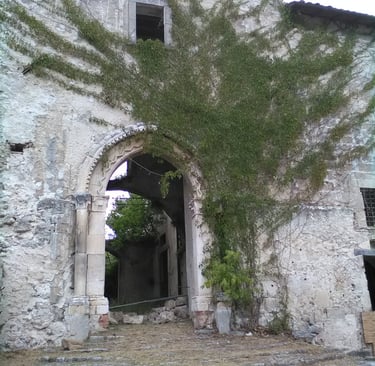 Castiglione a Casauria (PE) Palazzo De Petris Fraggianni