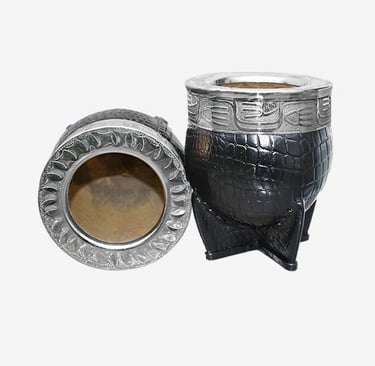 Handcrafted black leather mate gourd with crocodile pattern and ornate silver alpaca rim.
