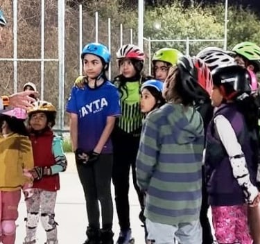 Flores estuvo al frente de escuelas de patín en otras ciudades del país.