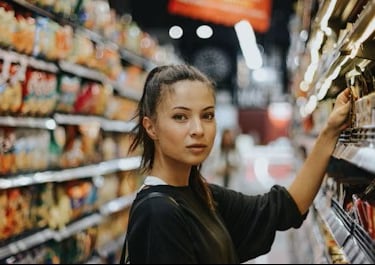 Image showing shopper in supermarket