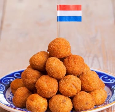 a pile of fried bitterballen