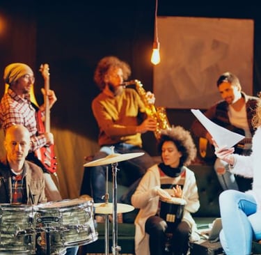 LIVE MUSIC PERFORMANCE 