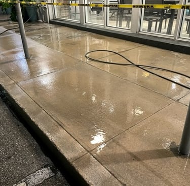 concrete side walk pressure cleaning service