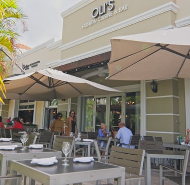 Oli's Fashion Cuisine & Bar in Wellington Florida