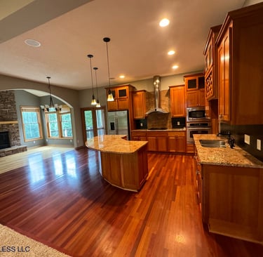 Sparkling ✨ kitchen freshly cleaned by the Speckless LLC crew.