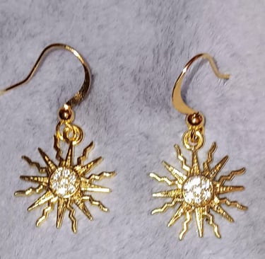 Starburst micropave earrings in 18k
