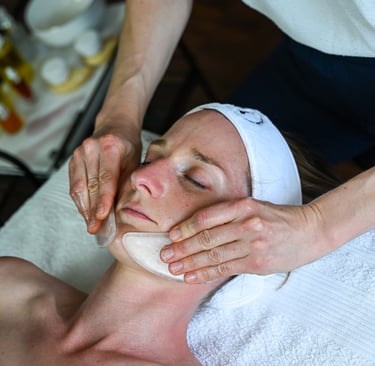 Isabelle facialiste propose des massages du visage pour raffermir et repulper votre peau