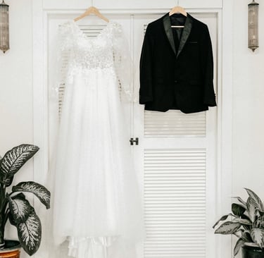 luxury web design for wedding professionals: weddign floral designers, wedding bands, wedding and event planners, caterers