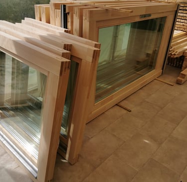 Jurta nyílászárók, extra kiegészítők asztalos minőségben