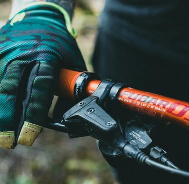 mtb rider wearing glove