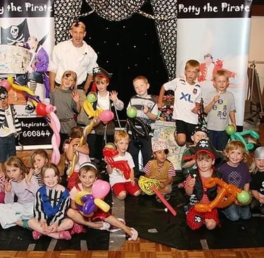 Potty the Pirate magic and balloon party