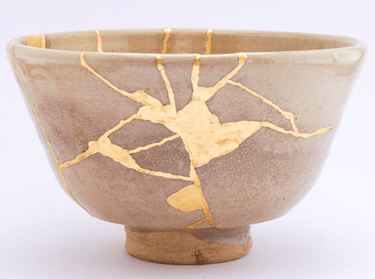 Kintsugi bowl with gold