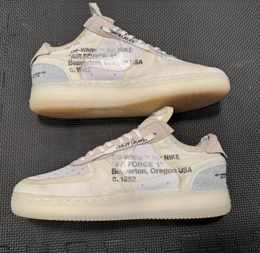 KicksReboot performed a renovation very rare Nike Air Force 1 Off-White The Ten shoes, photo taken after the process