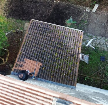 entretien tuile en ardèche avec controle par drone